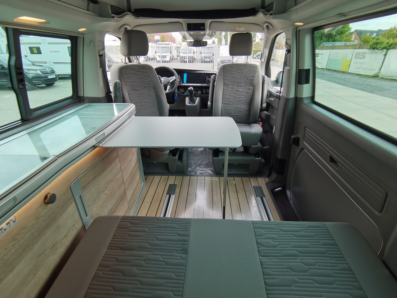 Buscamper Volkswagen T6.1 CALIFORNIA OCEAN EDITION / DSG / NAVI / ACC