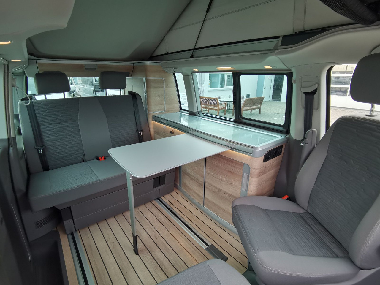 Buscamper Volkswagen T6.1 CALIFORNIA OCEAN EDITION / DSG / NAVI / ACC
