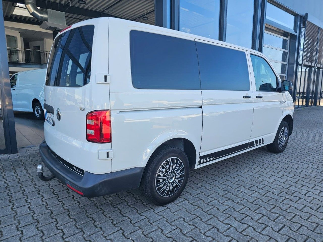 Buscamper Volkswagen T6 Camper 2.0 TDI AHK KAMERA ZUSATZBATTERIE