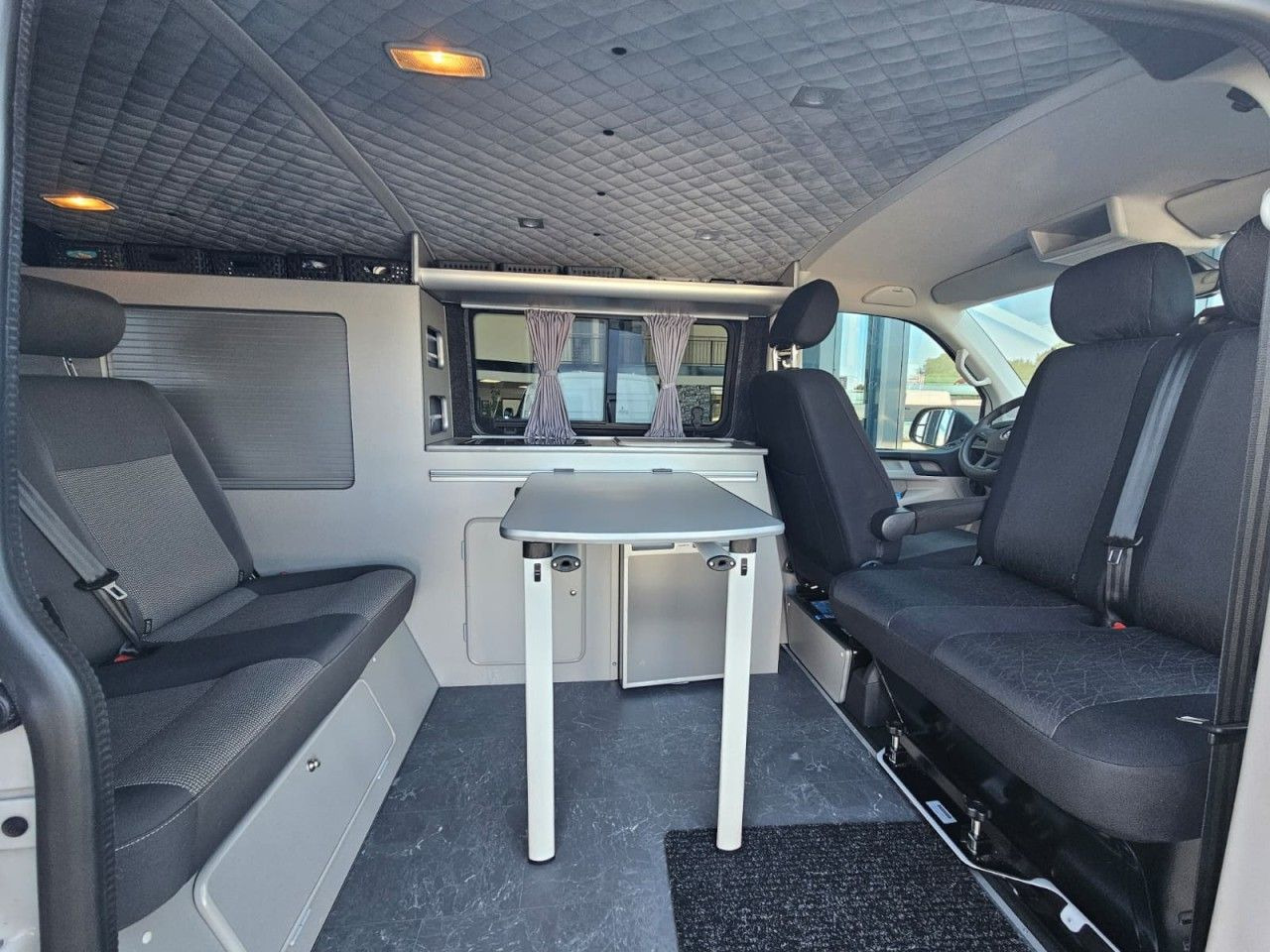 Buscamper Volkswagen T6 Camper 2.0 TDI AHK KAMERA ZUSATZBATTERIE