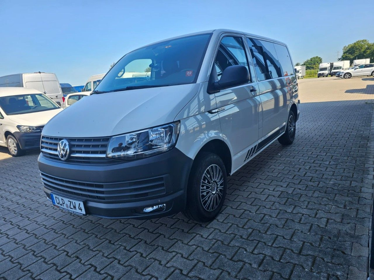 Buscamper Volkswagen T6 Camper 2.0 TDI AHK KAMERA ZUSATZBATTERIE