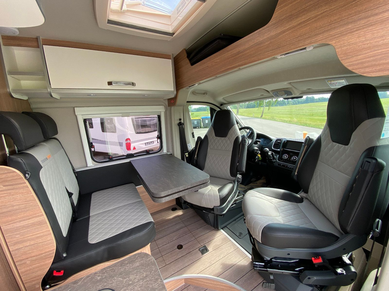 Buscamper Weinsberg CaraBus 600 MQ EDITION Fire