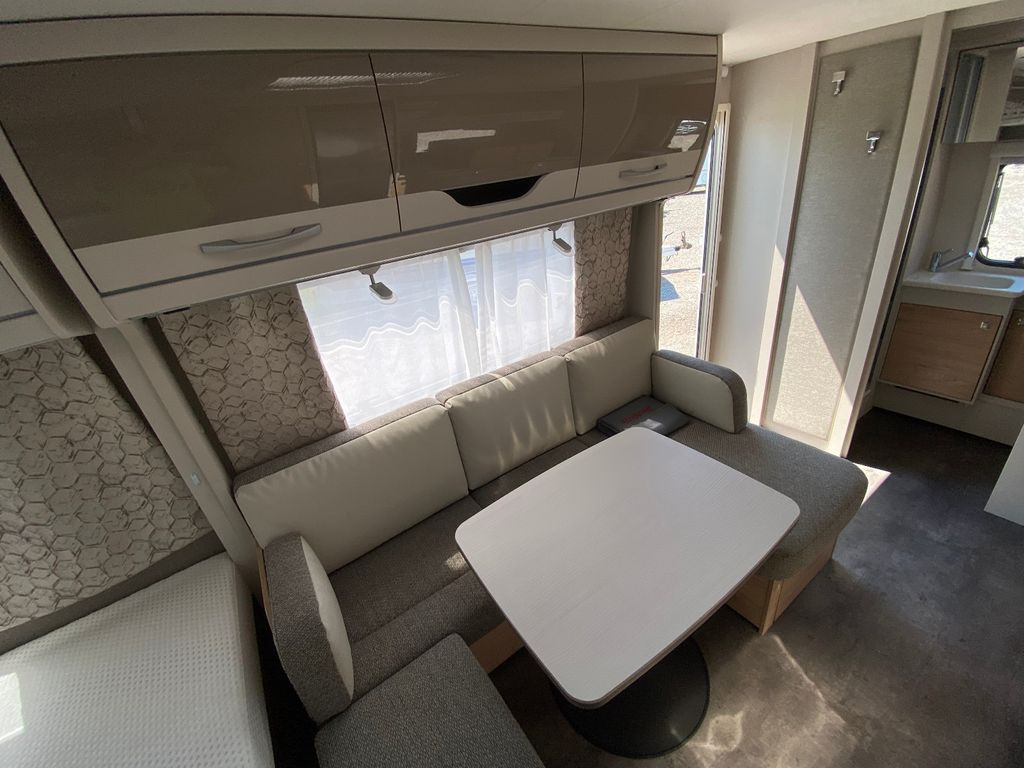 Caravan Dethleffs Nomad 520 ELT, Heckbad, SAT, Mover, Markise, ec