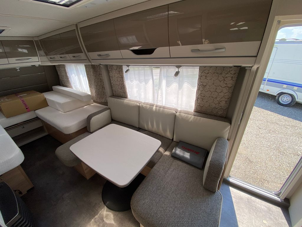 Caravan Dethleffs Nomad 520 ELT, Heckbad, SAT, Mover, Markise, ec