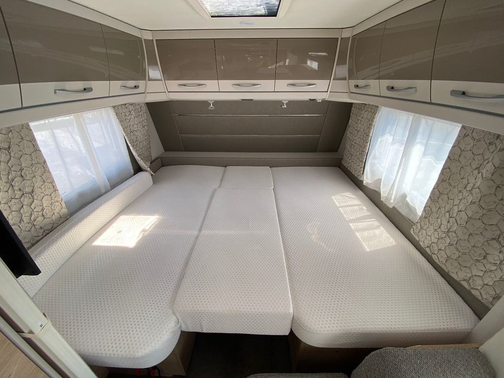 Caravan Dethleffs Nomad 520 ELT, Heckbad, SAT, Mover, Markise, ec