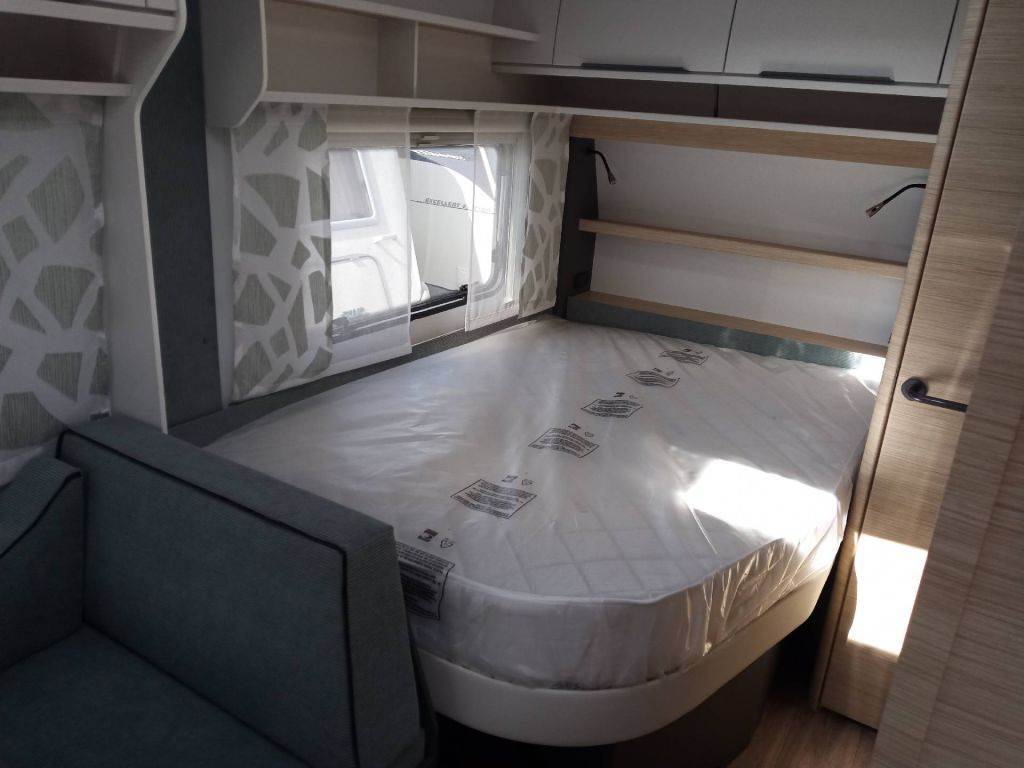 Caravan Fendt Apero Activ 390 FH 2026  1700Kg "Brenta"