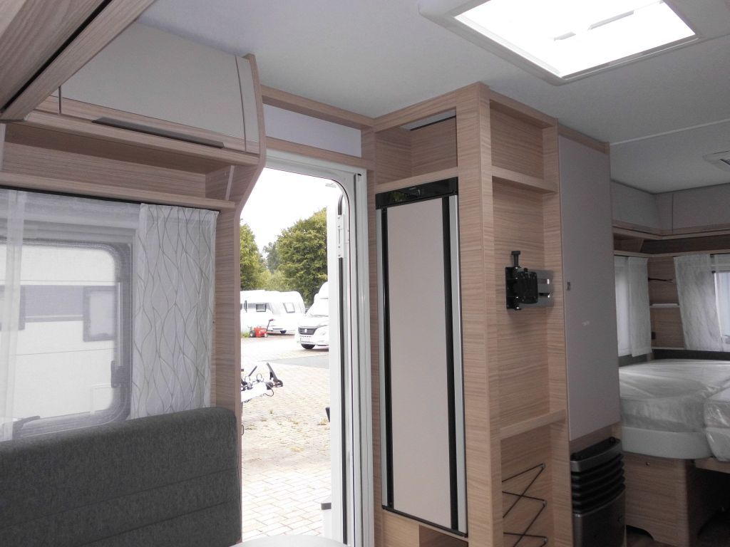 Caravan Fendt Bianco Selection 495 SG 2026 2000kg. Rollbett ++