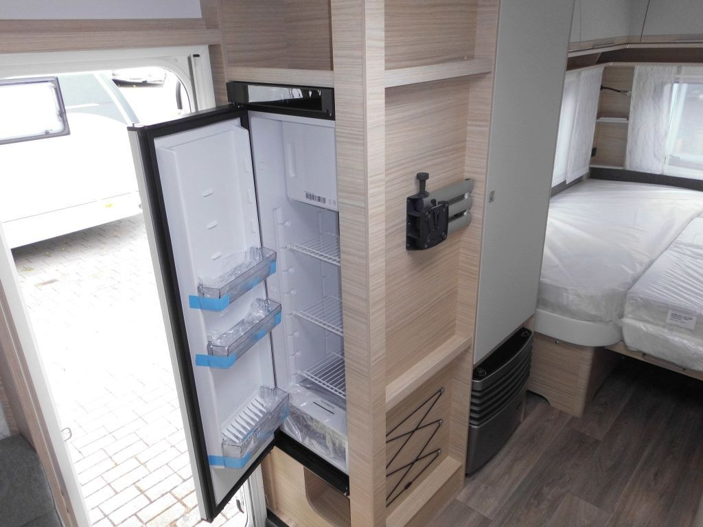 Caravan Fendt Bianco Selection 495 SG 2026 2000kg. Rollbett ++