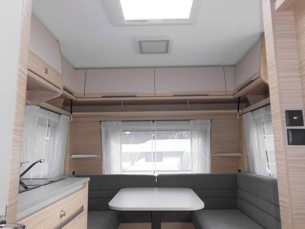 Caravan Fendt Bianco Selection 495 SG 2026 2000kg. Rollbett ++
