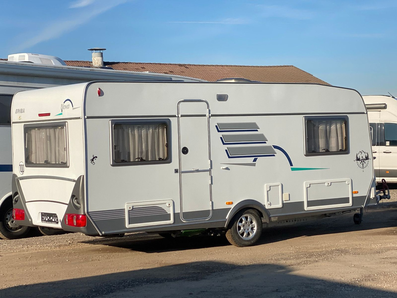 Caravan HYMER / ERIBA / HYMERCAR Nova 530 Swing mit Längsbetten und Moser, top Zu
