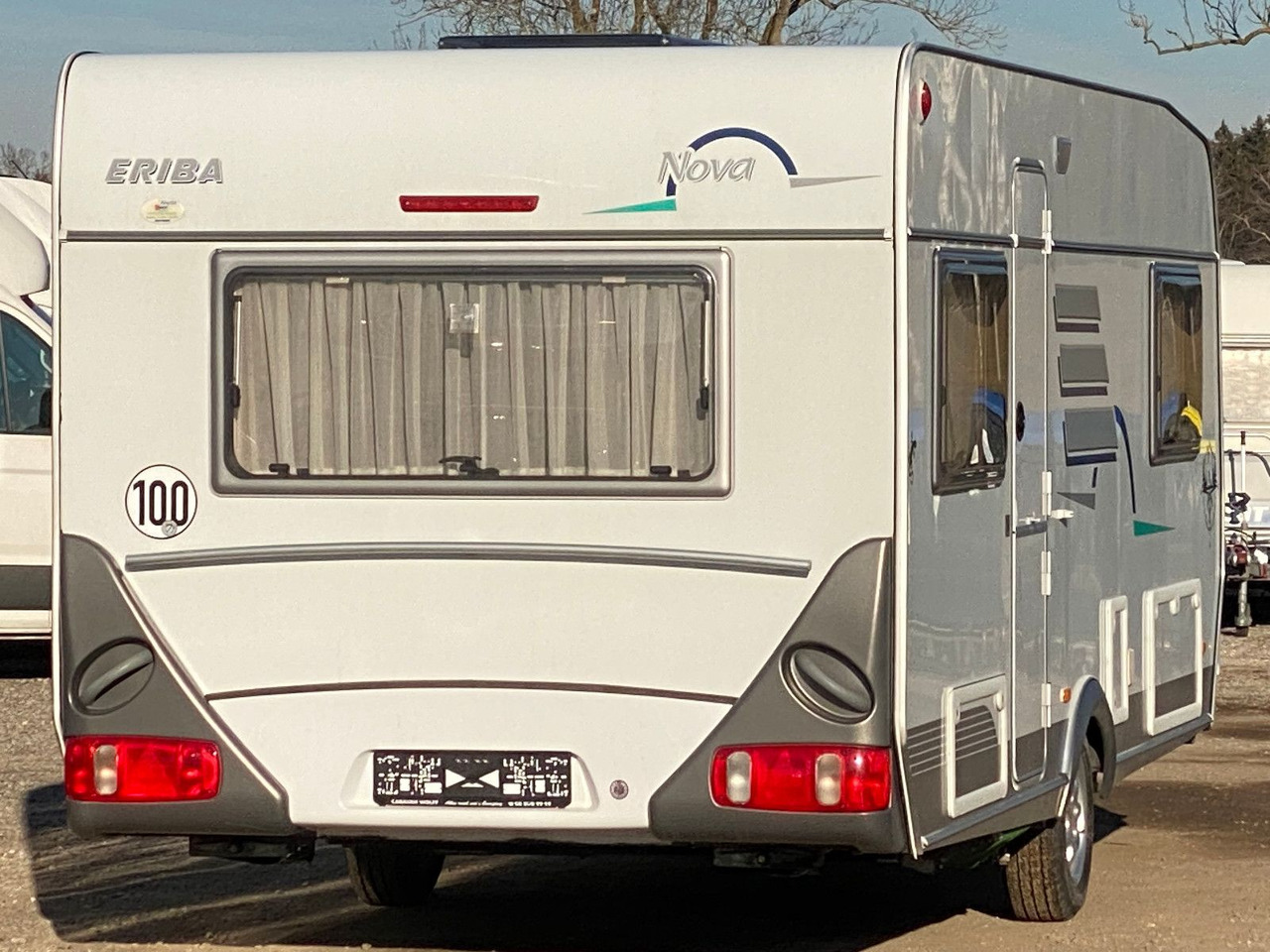 Caravan HYMER / ERIBA / HYMERCAR Nova 530 Swing mit Längsbetten und Moser, top Zu