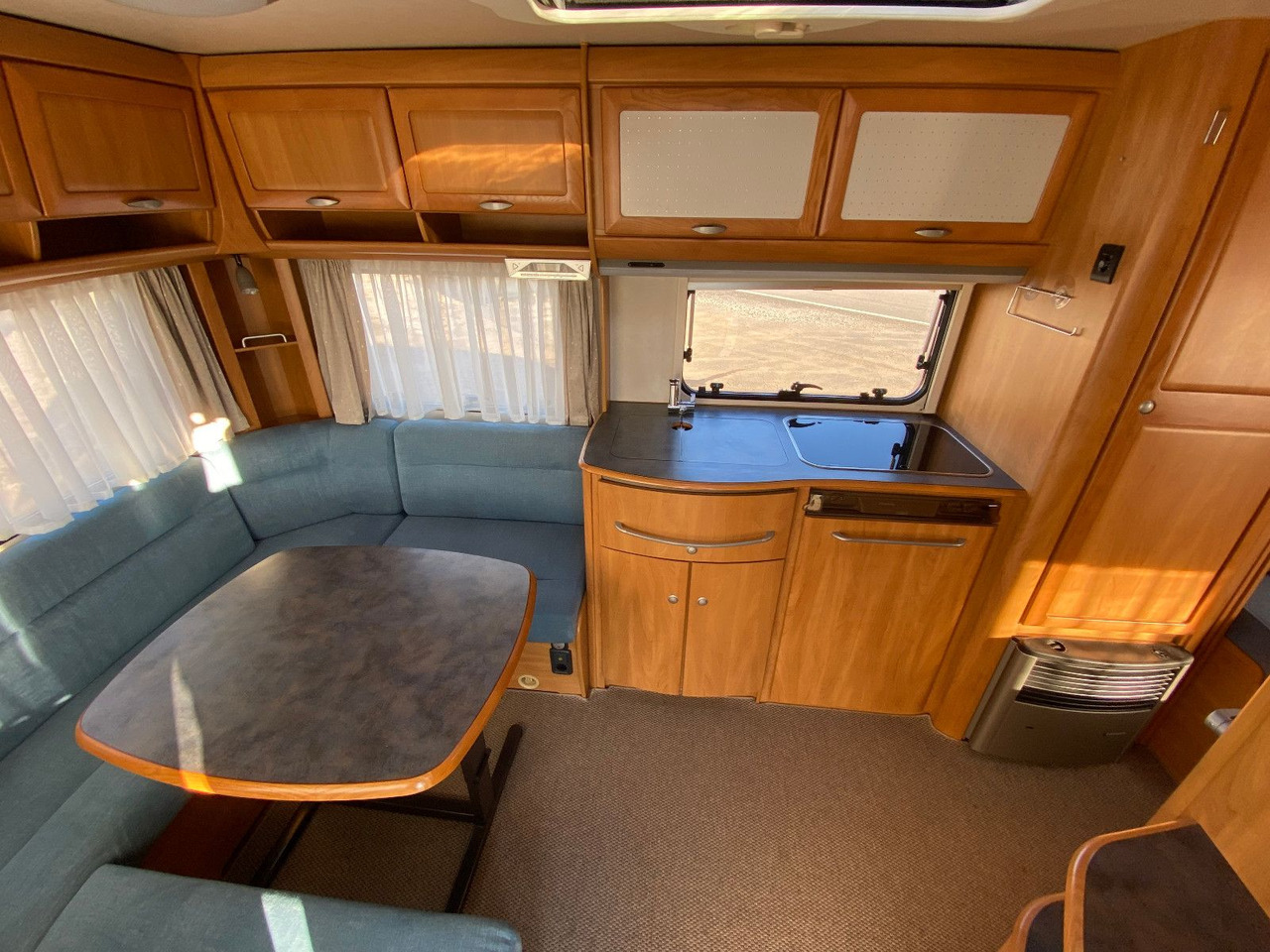 Caravan HYMER / ERIBA / HYMERCAR Nova 530 Swing mit Längsbetten und Moser, top Zu