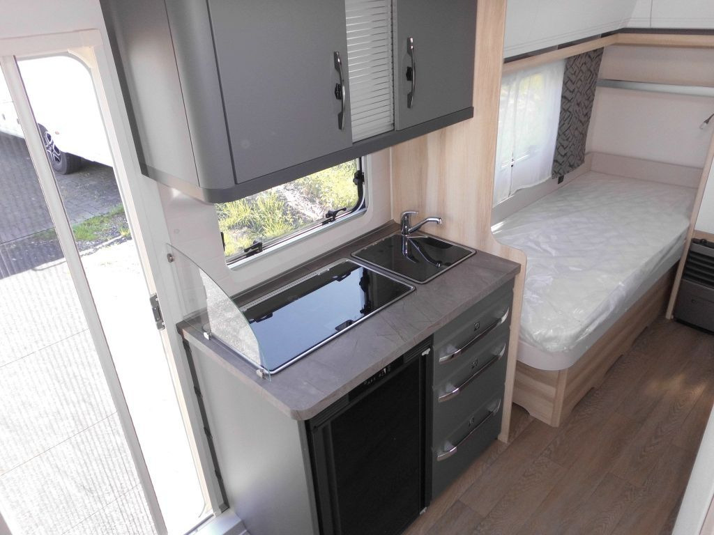 Caravan Hobby De Luxe 460 LU Lagerabverkauf!