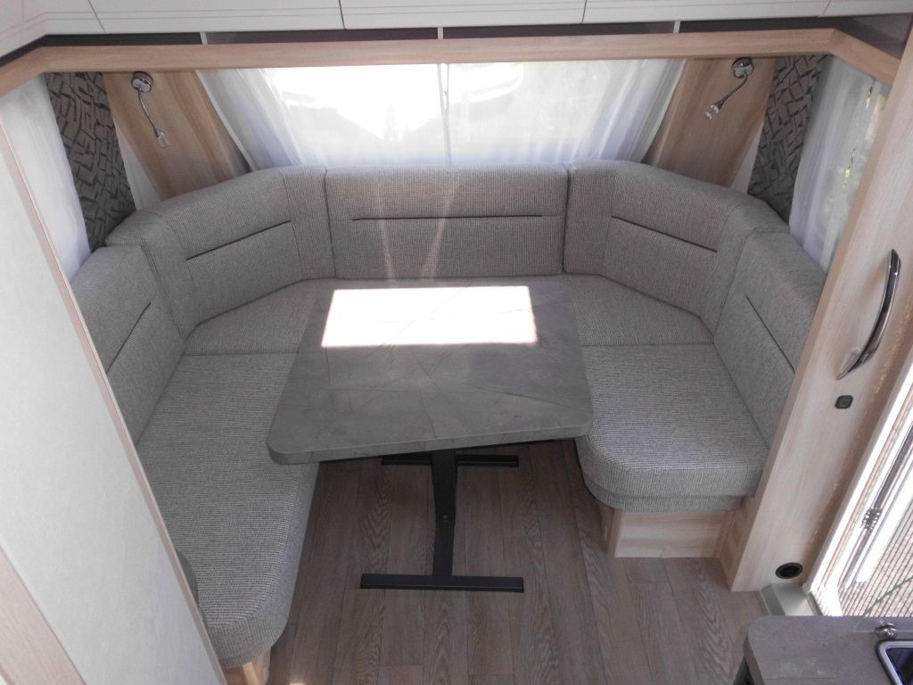 Caravan Hobby De Luxe 460 LU Lagerabverkauf!