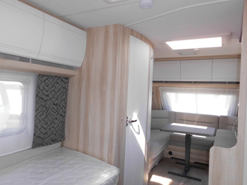 Caravan Hobby De Luxe 460 LU Lagerabverkauf!