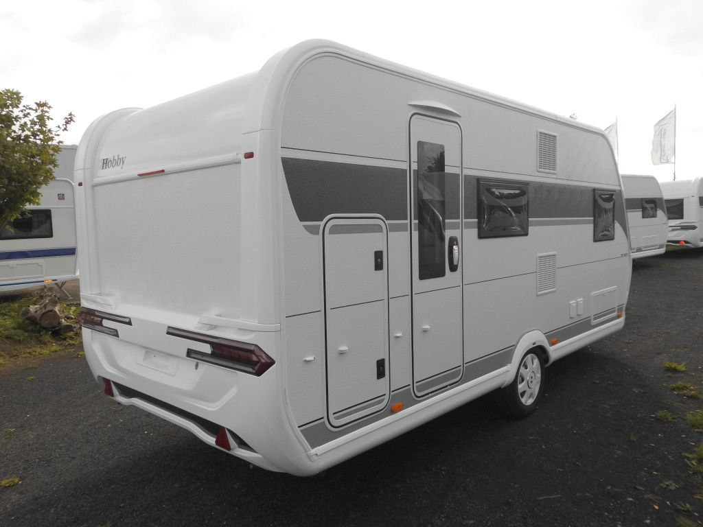 Caravan Hobby De Luxe 490 KMF 2026 GARAGE AUTARK 1800kg.+++