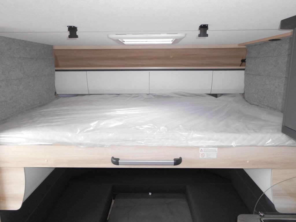 Caravan Hobby De Luxe 515 UHK 2025 PICO Hubbett+K.Betten