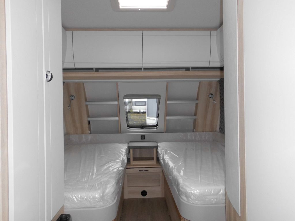 Caravan Hobby De Luxe 515 UHL 2025 2000kg. AUTARK AMBIENTE Hobby De Luxe 515 UHL mit Extras, Lagerabverkauf!