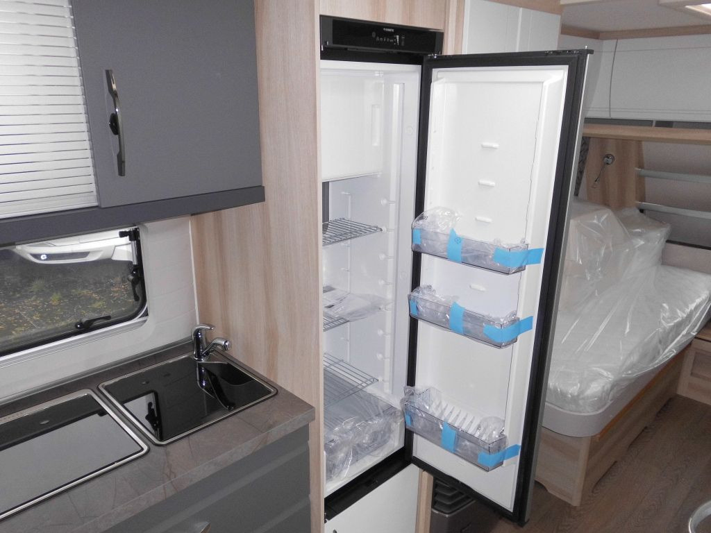 Caravan Hobby De Luxe 515 UHL mit Extras, Lagerabverkauf!