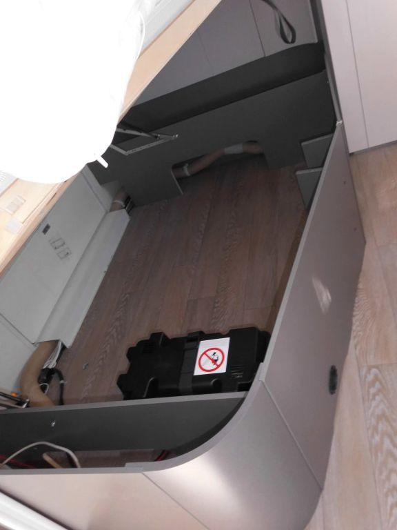 Caravan Hobby Excellent 495 WFB Mover, Autark, Combi 6E 1800KG