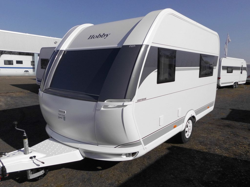 Caravan Hobby OnTour 390 SF 1500kg. Ambiente 2025
