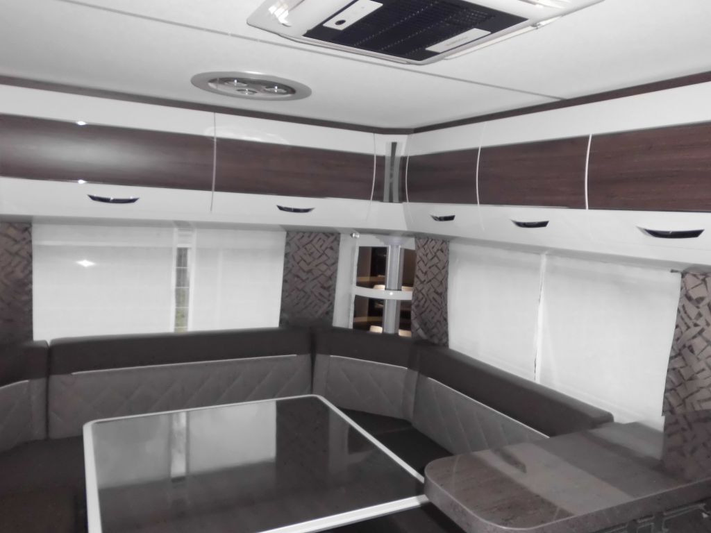 Caravan Hobby Prestige 620 CL 2024 BACKOFEN KLIMA 2200KG