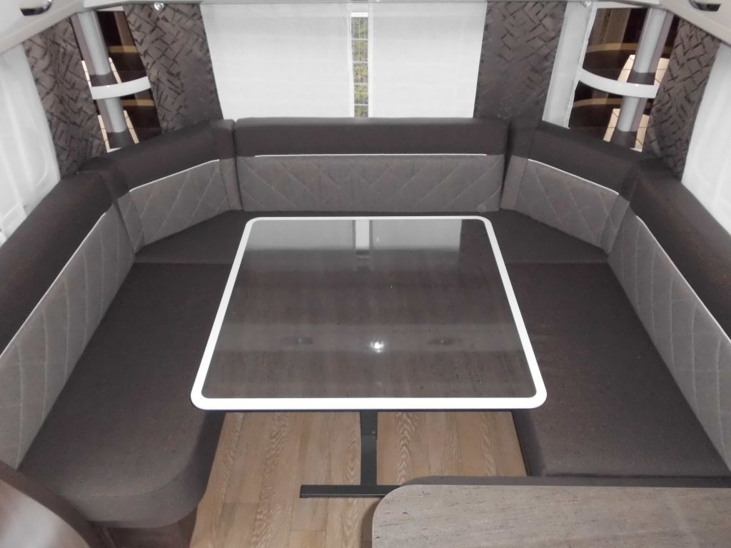 Caravan Hobby Prestige 620 CL 2024 BACKOFEN KLIMA 2200KG