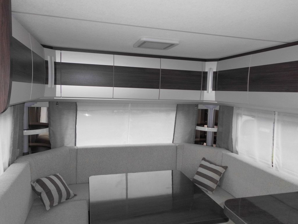 Caravan Hobby Prestige 620 CL 2026 2500kg. AUTARK GAS+DUO