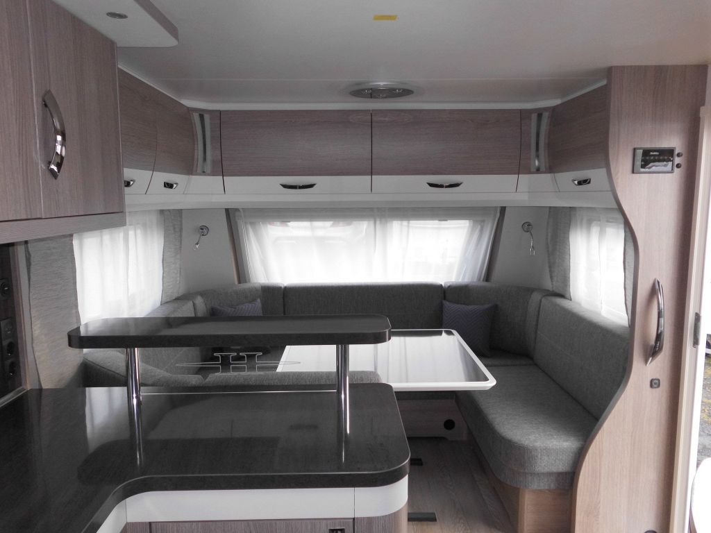 Caravan Hobby Prestige 660 WFC 2x ALDE BACKOFEN uvm.++++