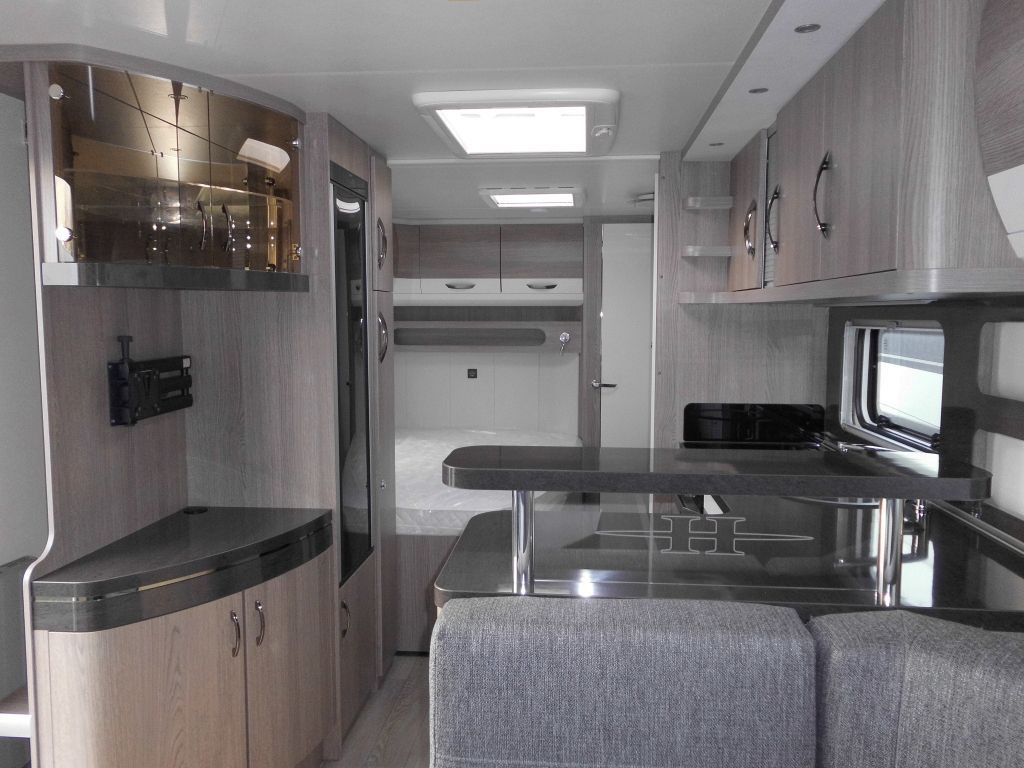Caravan Hobby Prestige 660 WFC 2x ALDE BACKOFEN uvm.++++