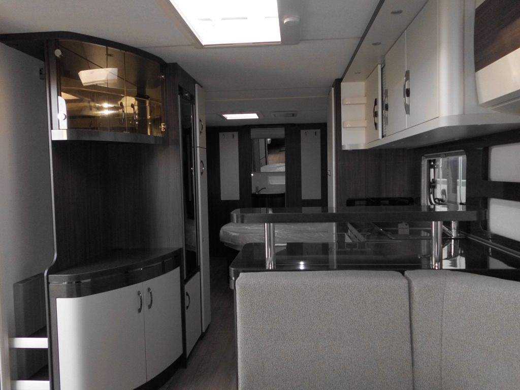 Caravan Hobby Prestige 720 WQC 2026 ALDE + ALDE FBH