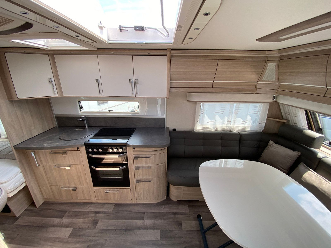 Caravan Kabe Royal 740 TDL KS, Voll Ausstattung, Hubstützen