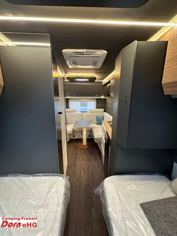 Caravan Knaus Azur 460 EU ehem. Messefahrzeug Knaus Azur 460 EU ehem. Messefahrzeug