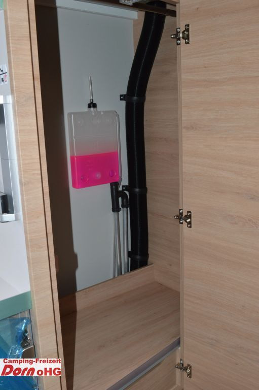 Caravan Knaus Südwind 500 UF 60 YEARS Alde Warmwasserheizung