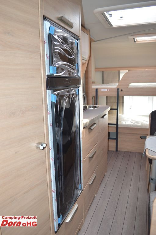 Caravan Knaus Südwind 540 FDK 60 Years Ausstellfenster Bug
