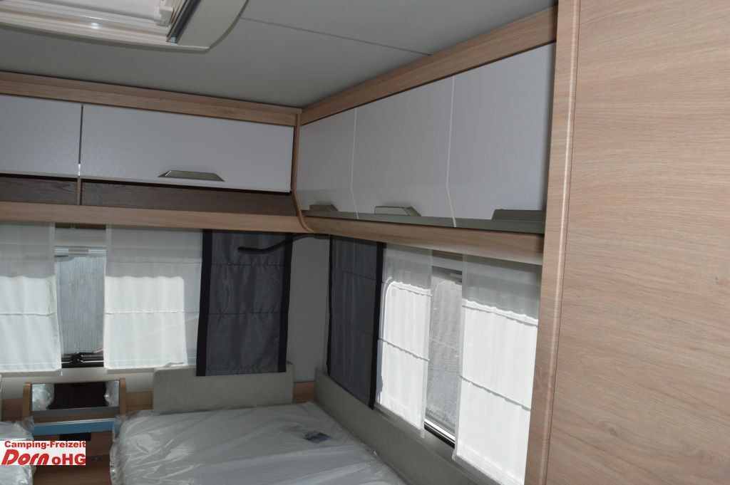Caravan Knaus Südwind 540 UE Black Selection Elektrische Fußbo