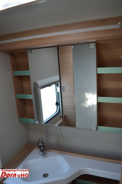 Caravan Knaus Südwind 580 QS 60 YEARS Kühlschrank 177l