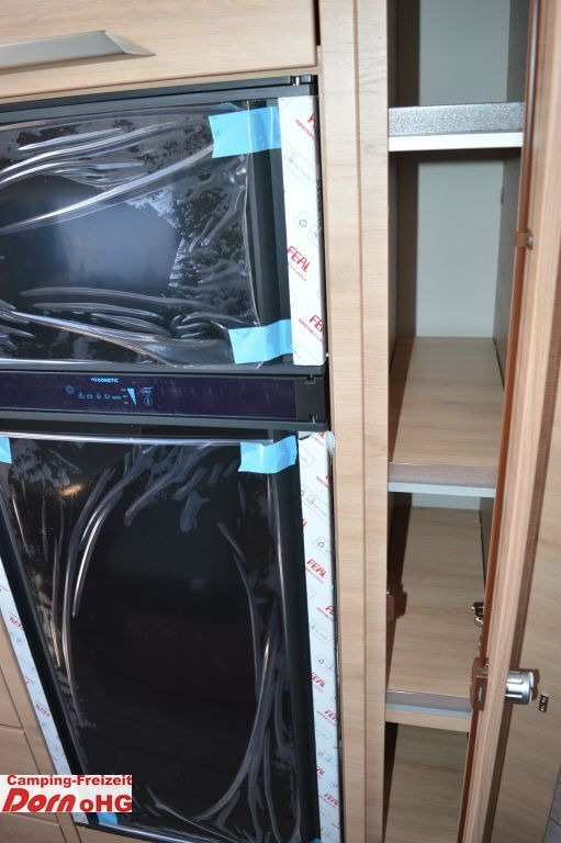 Caravan Knaus Südwind 580 QS 60 YEARS Kühlschrank 177l