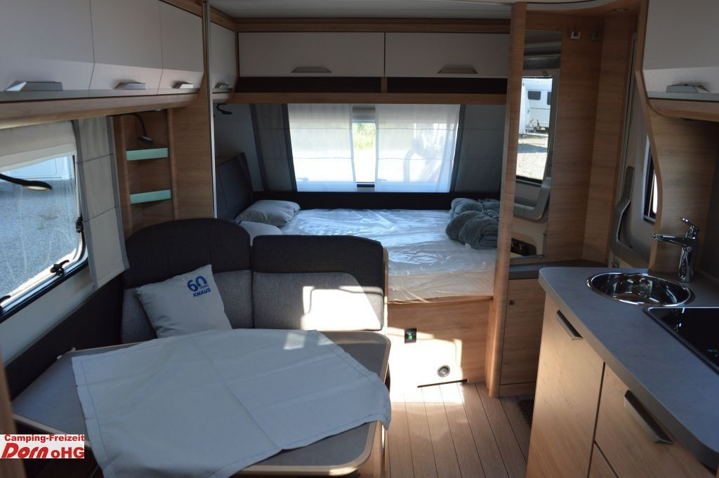 Caravan Knaus Südwind 580 QS 60 YEARS Kühlschrank 177l