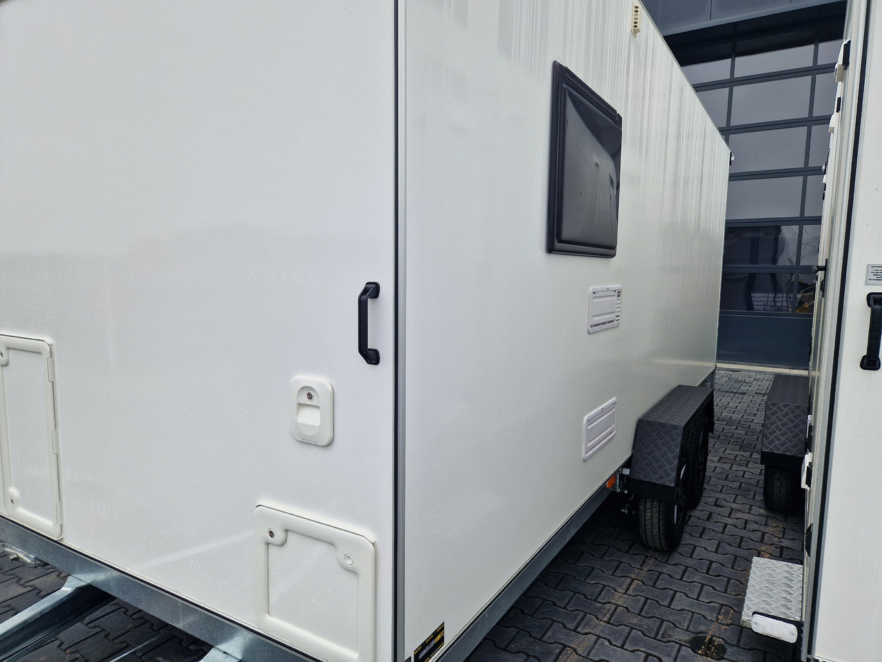 Caravan Koffer Sport Camp TFS 550.01 550x200x210cm Laderaum ST & Wohnabteil 2700kg