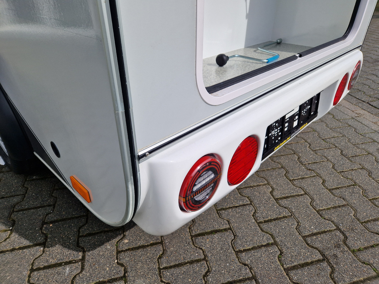 Caravan Mini Camper Mini Tommy TMC25 Basic 252x140x121cm 100 km/H 750kg ungebremst Januar AKTION