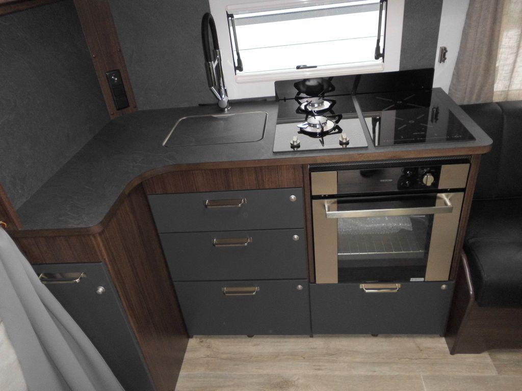 Caravan Polar Blackline 590 BFW -15% *TOP-ANGEBOT* LEDER ALDE