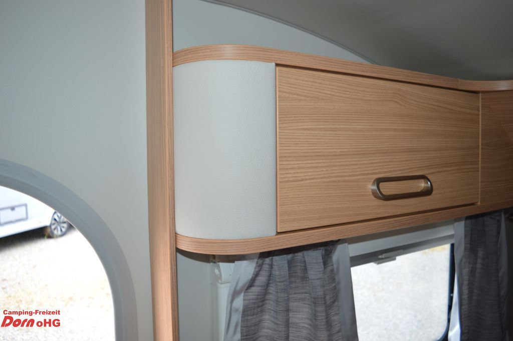 Caravan T@b BASIC 320 Leichter Hagel Dach.