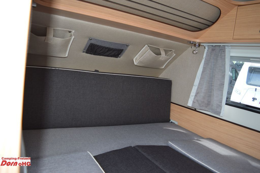 Caravan T@b BASIC 320 Leichter Hagel Dach.