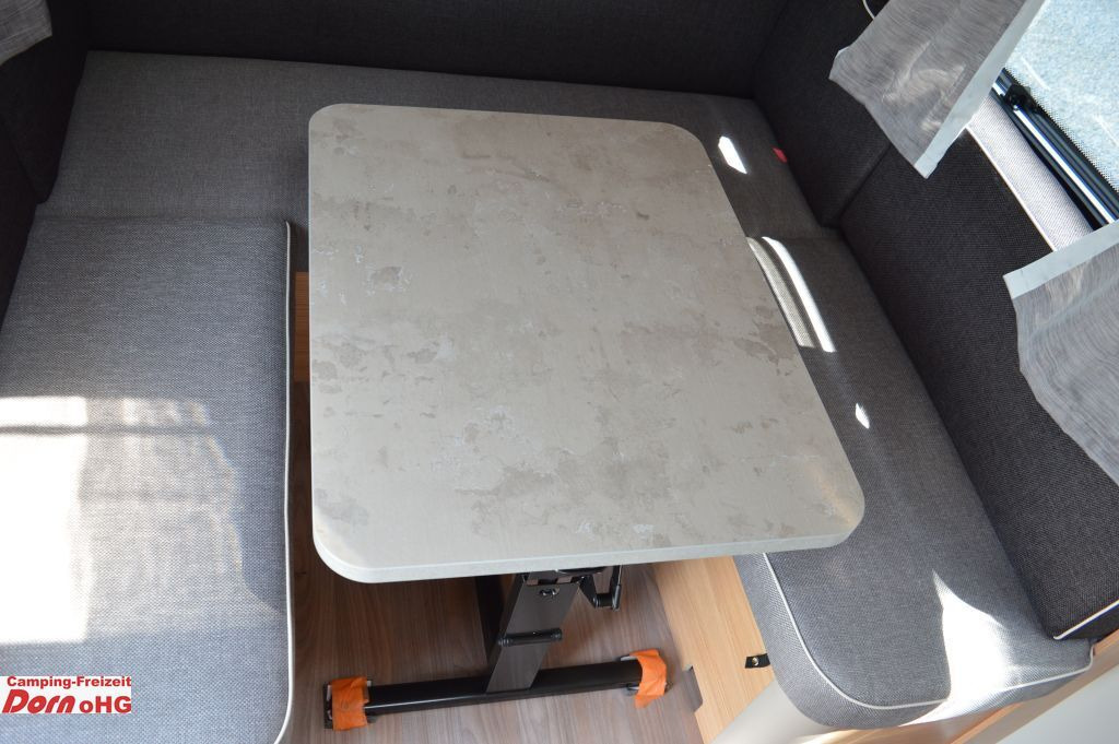 Caravan T@b BASIC 320 Leichter Hagel Dach.
