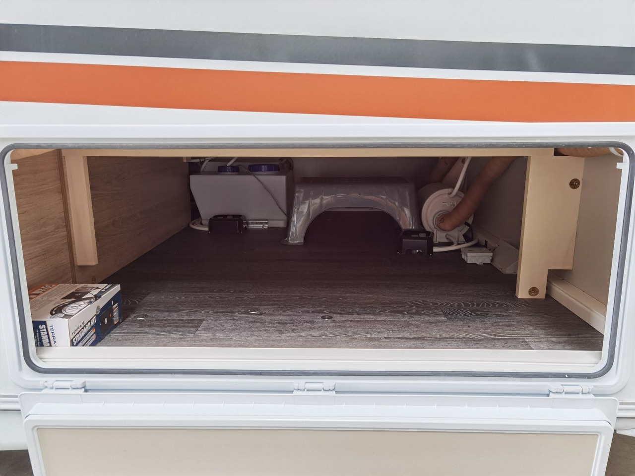 Caravan Weinsberg CARAONE 390 QD  / -2026 -/ 1350 KG