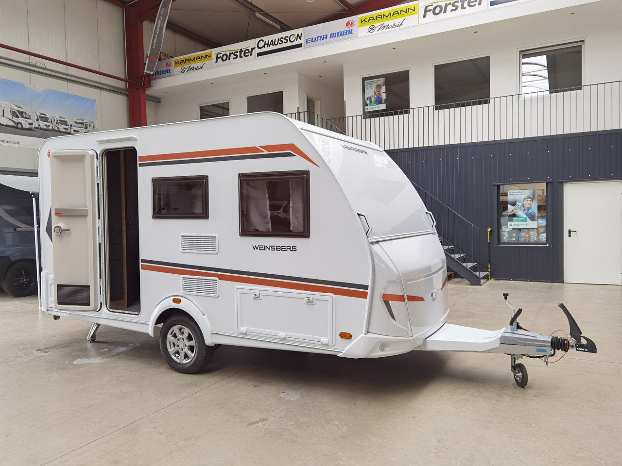 Caravan Weinsberg CARAONE 390 QD  / -2026 -/ 1350 KG