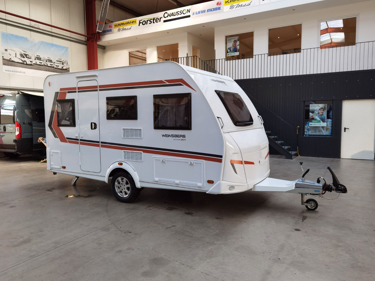 Caravan Weinsberg CARAONE 390 QD - EDITION HOT / -2025 -/ 1350 KG