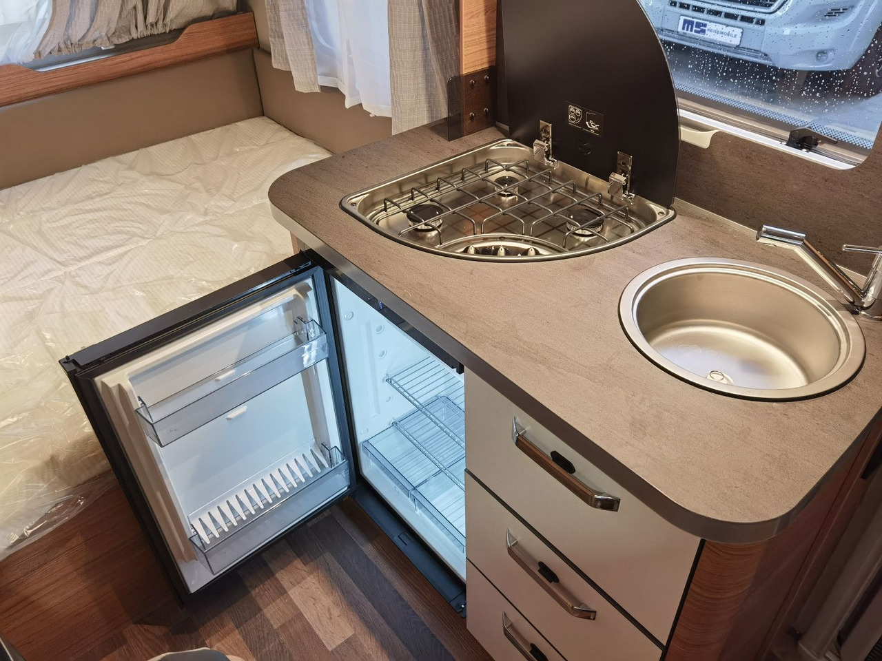 Caravan Weinsberg CARAONE 390 QD - EDITION HOT / - MODELL 2025 -