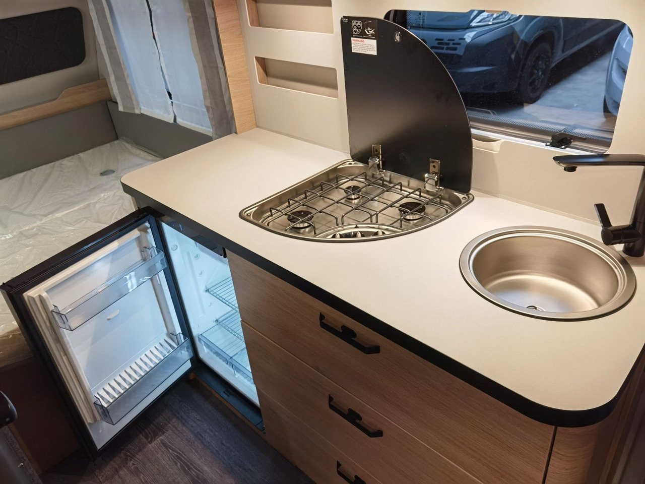 Caravan Weinsberg CARAONE 420 QD / - 2026 -/ ADVANCE & SMART PAKET